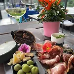 Victoria - Adults Only Breakfast Brunch & Bar מלון גרלוס