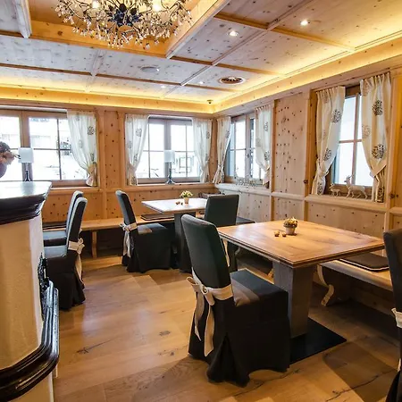 Victoria - Adults Only Bar & Breakfast מלון גרלוס