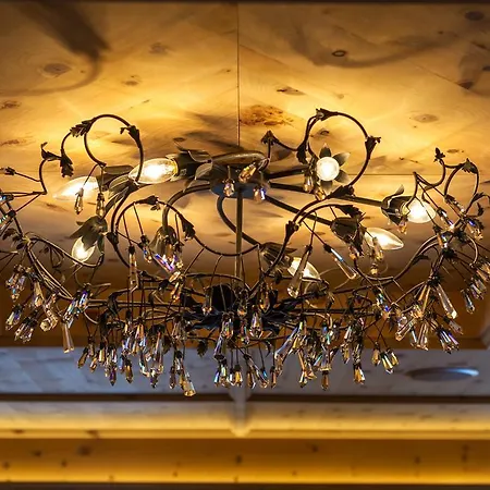 מלון Victoria - Adults Only Bar & Breakfast 4*