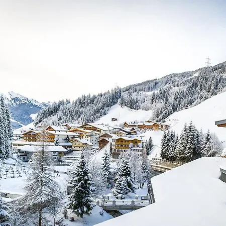 Victoria - Adults Only Hotel